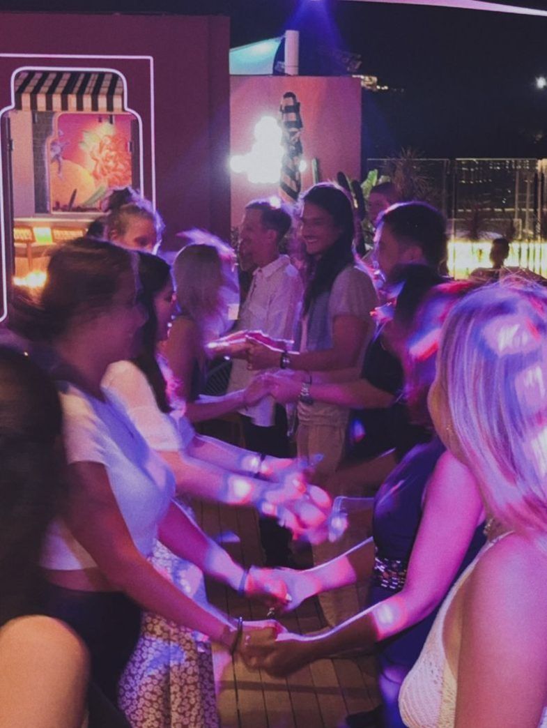 SALSA NIGHT & SOCIAL DANCING